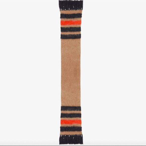💗NWOT💗Burberry Graphic Stripe Mohair Silk Scarf - Picture 5 of 9